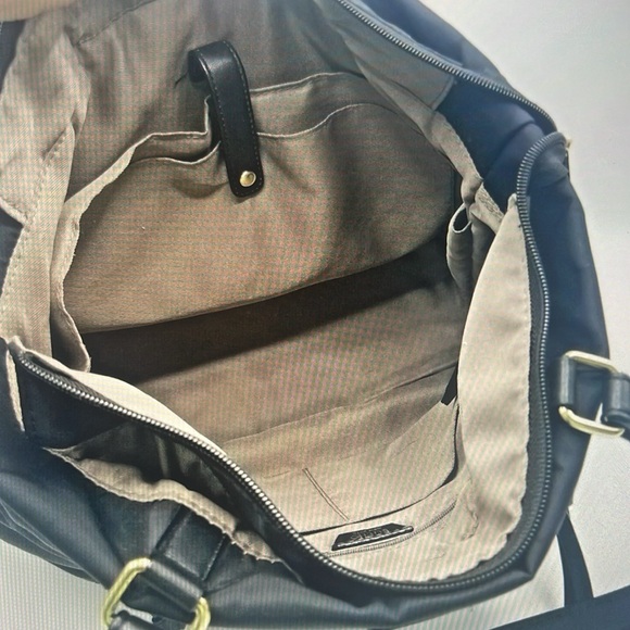 Tutilo travel tote - Picture 3 of 6